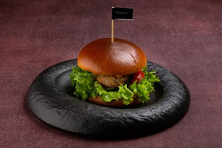 Бургер с куриным филе