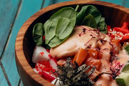 Поке с лососем