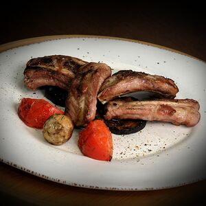 Свиные ребрышки с соусом барбекю