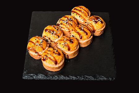 Ролл Филадельфия премиум запечённая