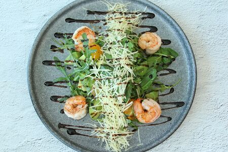 Руккола с креветками