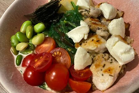 Боул с курицей или креветками