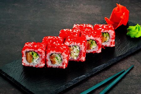 Калифорния с лососем