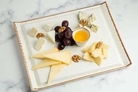 Сырное ассорти