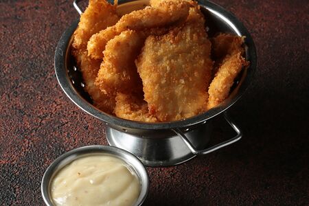 Наггетсы с соусом цезарь