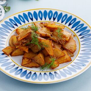 Картофель, жаренный с луком