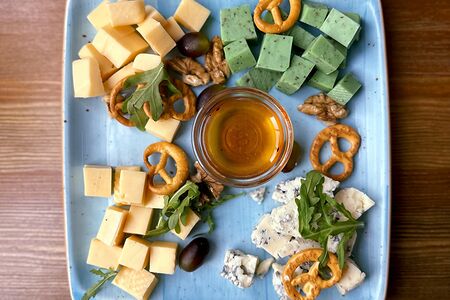 Тарелка сыров