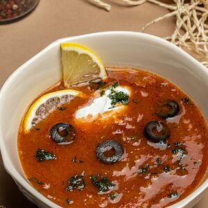 Суп Солянка со сметаной