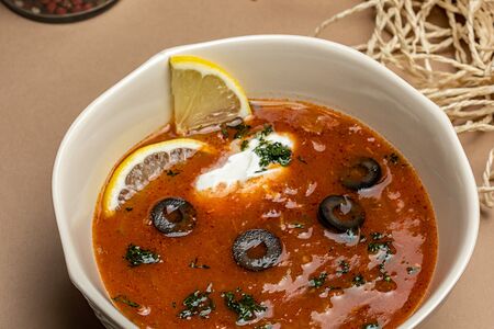 Суп Солянка со сметаной