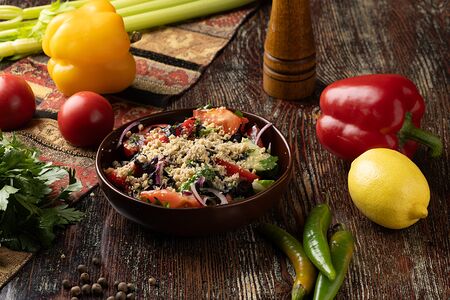 Овощной салат по-грузински со специями