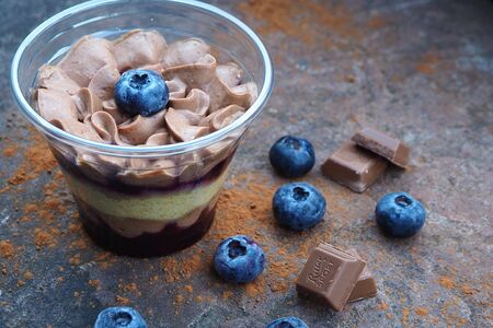 Трайфл Черника-шоколад