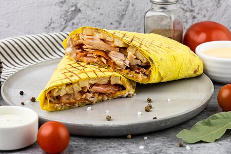 Шаурма Сырная с курицей