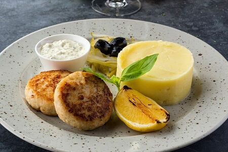 Котлетки из филе ладожской щуки