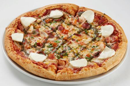 Королевские креветки в беконе с песто 33см