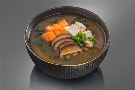 Мисо суп с лососем