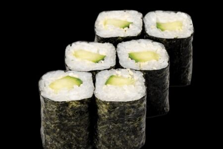 Ролл Маки с огурцом