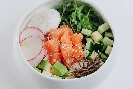 Поке с лососем