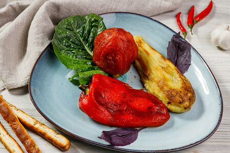 Помидор на углях