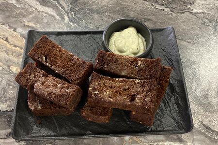 Гренки ржаные с чесноком