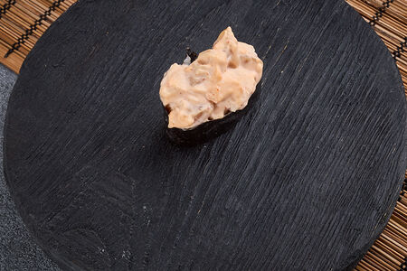 Суши острые с окунем