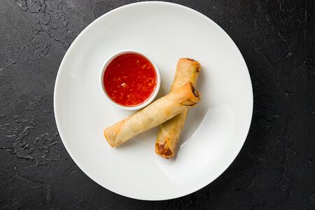 Спринг-роллы с курицей