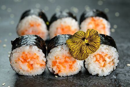 Малый ролл Замес с креветкой №36