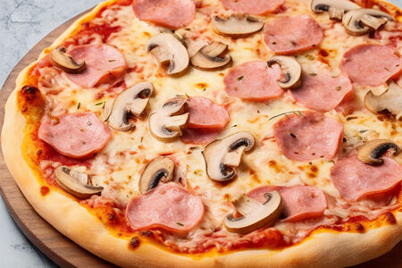 Пицца ветчина с грибами