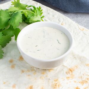 Соус белый чесночный