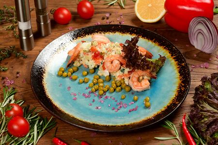 Оливье с креветками