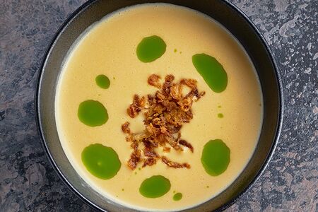 Картофельный крем-суп с сыром чеддер