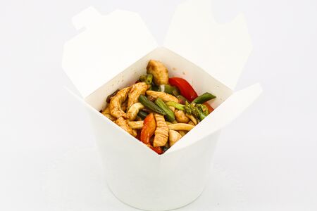 Вок с курицей