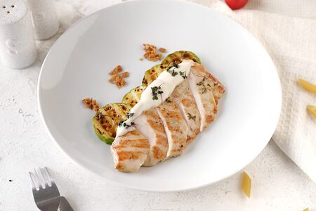 Филе куриное с кабачками гриль