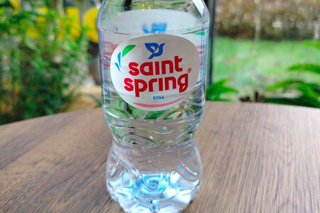 Вода Святой источник без газа