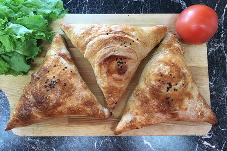 Самса с курицей