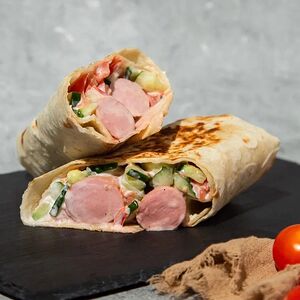 Двойной хот дог в лаваше