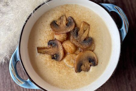 Крем-суп из цветной капусты с гребешком