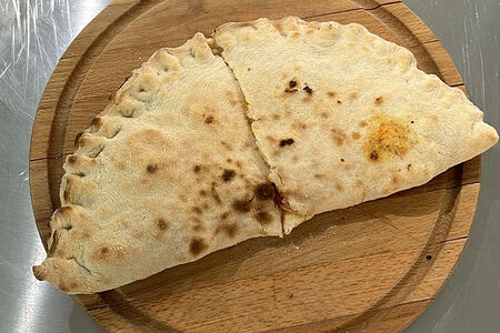 Кальцоне Ветчина и грибы