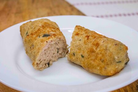 Колбаска из свинины