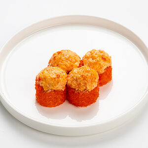 Половинка запеченного ролла Спайси-чикен