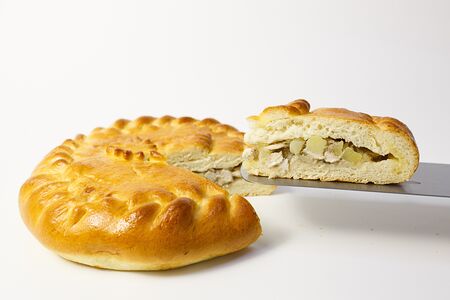 Пирог с курицей и картофелем