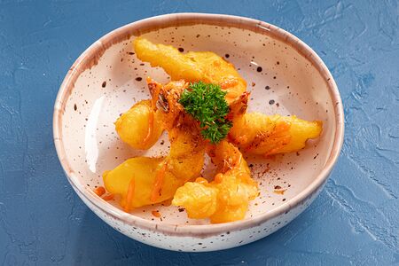 Креветка Темпура с соусом Том Ям