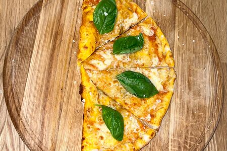 Кальцоне с чоризо