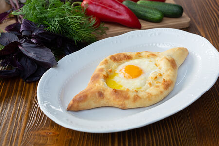 Хачапури по-аджарски