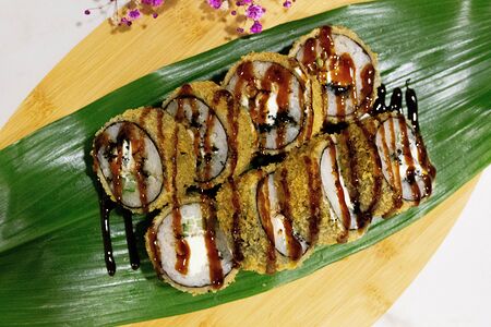 Жареный с угрем