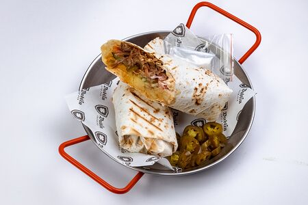 Шаверма по-Питерски с томленой говядиной