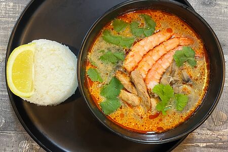 Том ям на кокосовом молоке