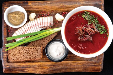 Борщ с брискетом