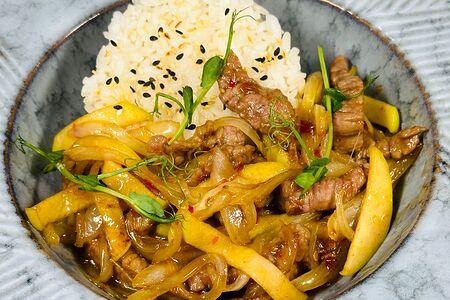 Свинина по-тайски