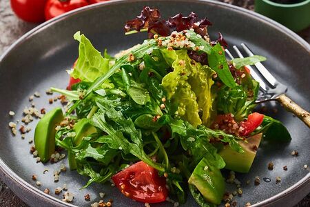 Салат с киноа