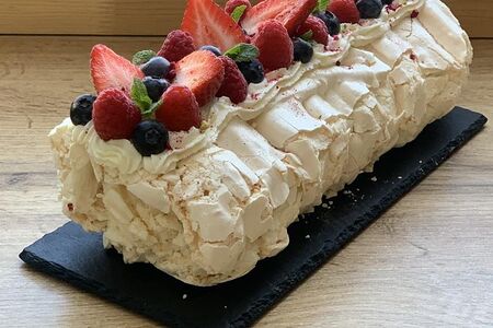 Меренговый рулет